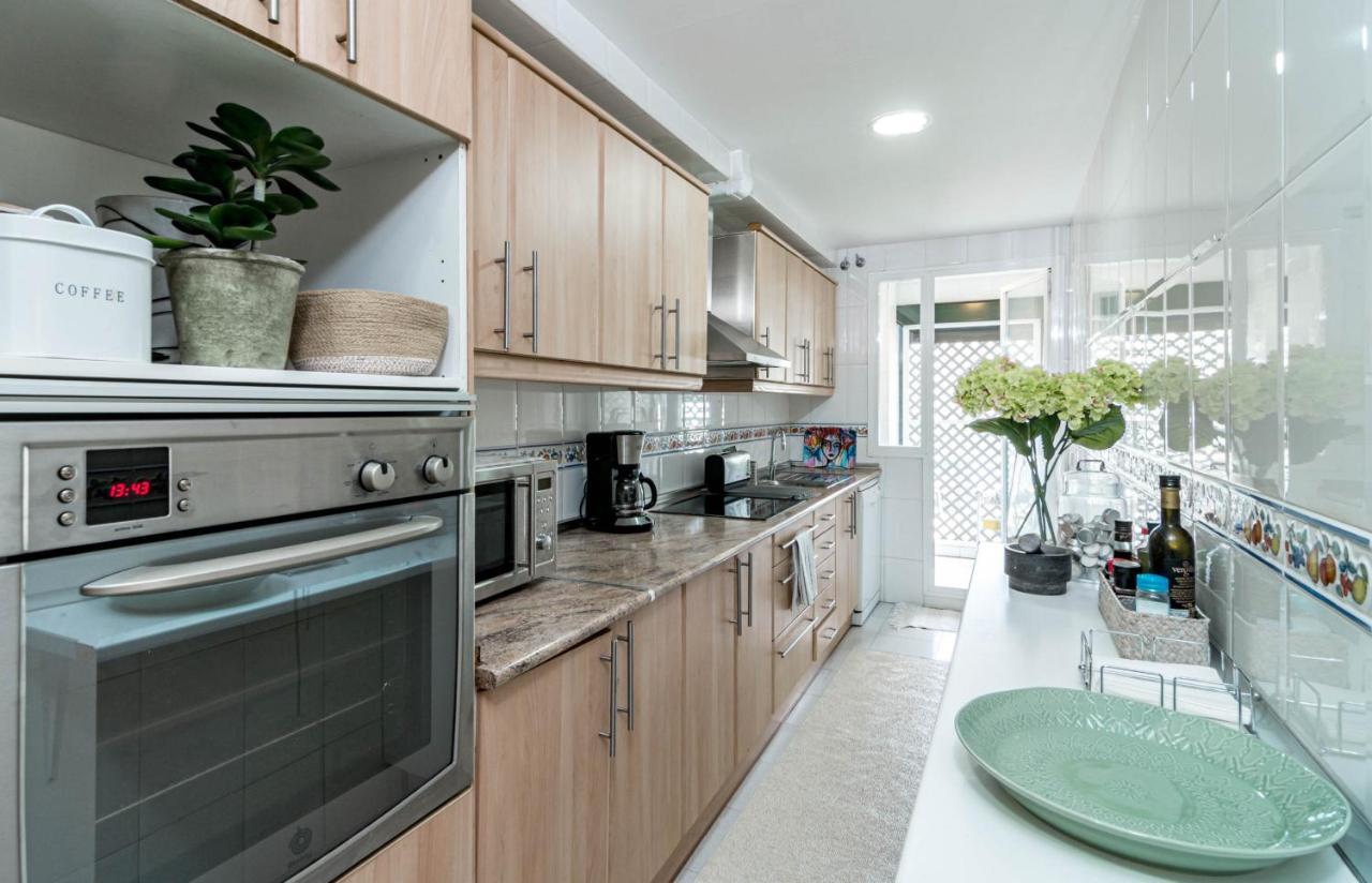 Apartment Sensational And Exotic 3-bedroom Retreat In Nueva Andalucia With A Palm Garden Marbella
