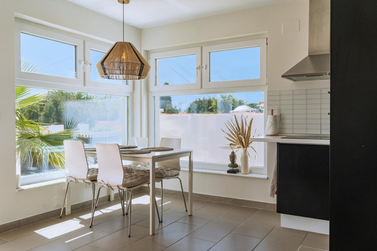 Villa Madrugada, Beachside In Costabella Marbella