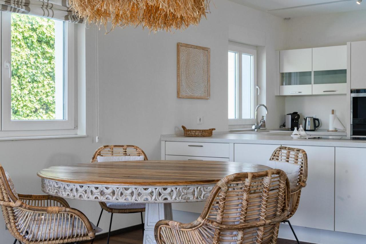 Madrugada, Beachside In Costabella Villa *