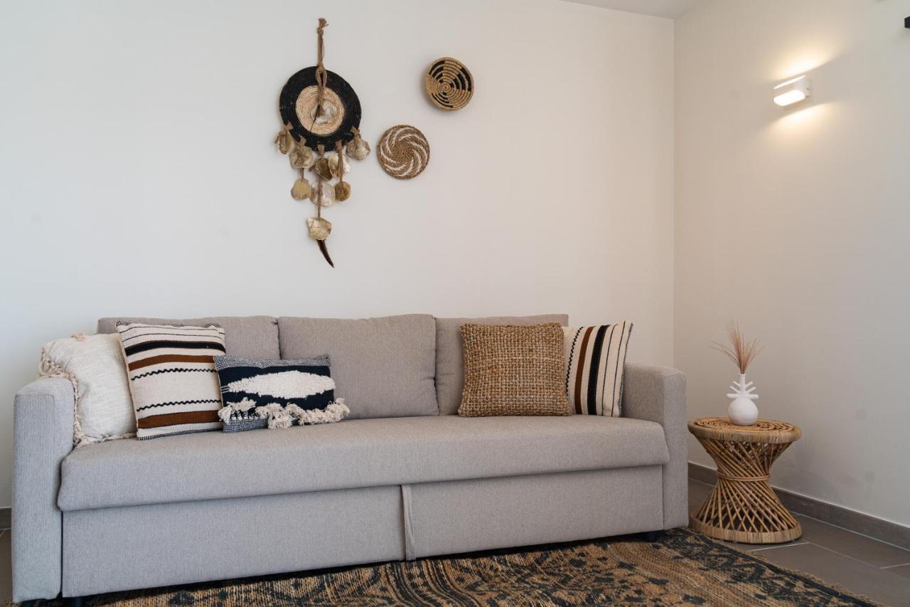 Villa Madrugada, Beachside In Costabella