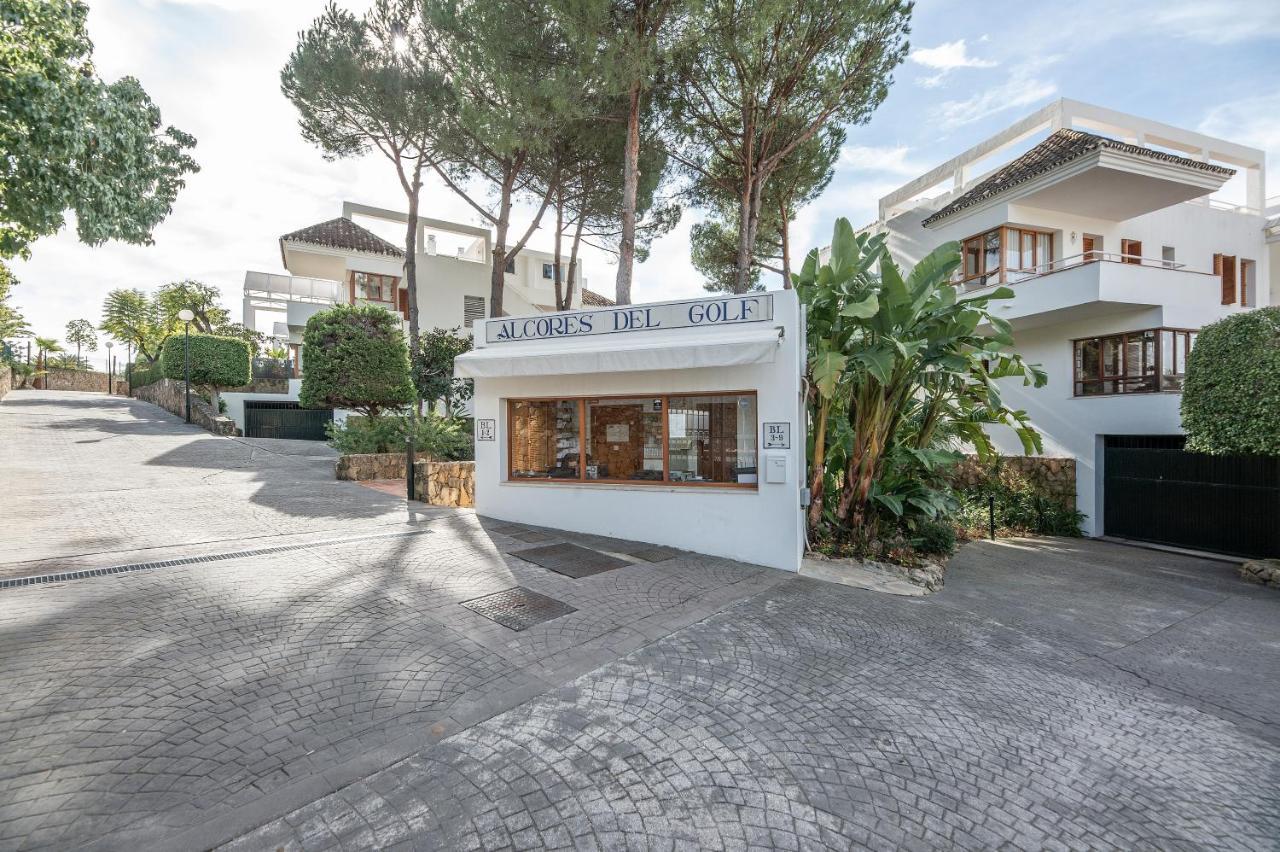 Apartment Alcores Del Golf, Oustanding Luxury Penthouse Marbella