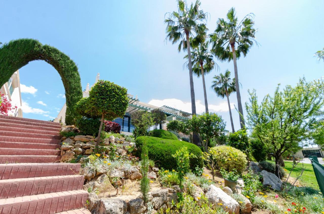 Stayatsas Luxe App Vlakbij Strand, 80 M2 Terras, Grote Zwembaden Marbella