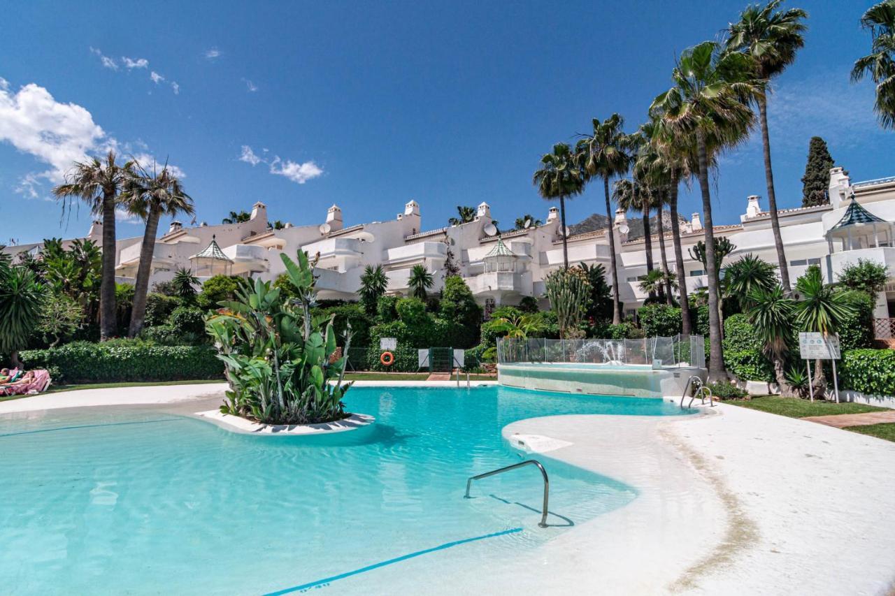 Stunning 4-bedroom Townhouse With Breathtaking Views In