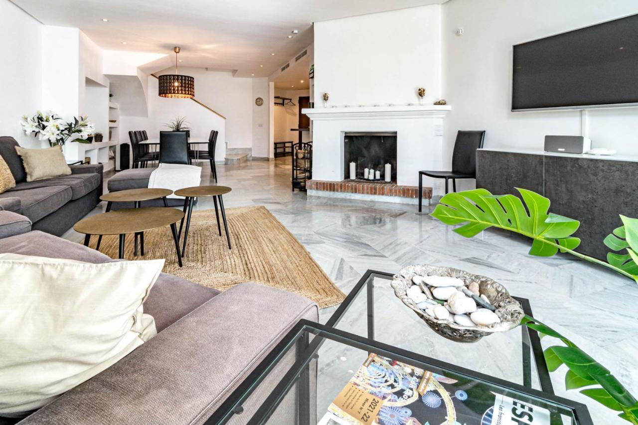 Holiday home Stunning 4-bedroom Townhouse With Breathtaking Views In