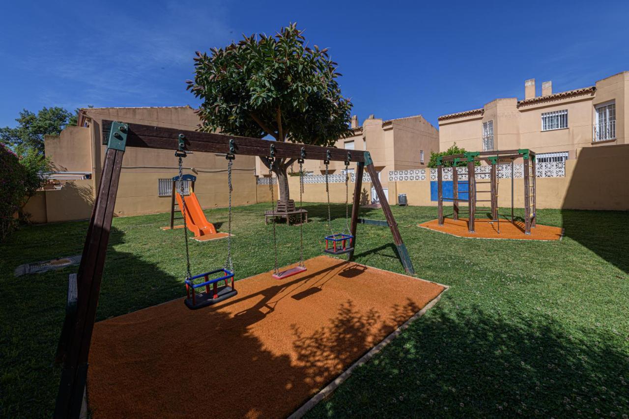 Ferienhaus Wintowinrentals Very Close To The Beach, Pool & Free Parking