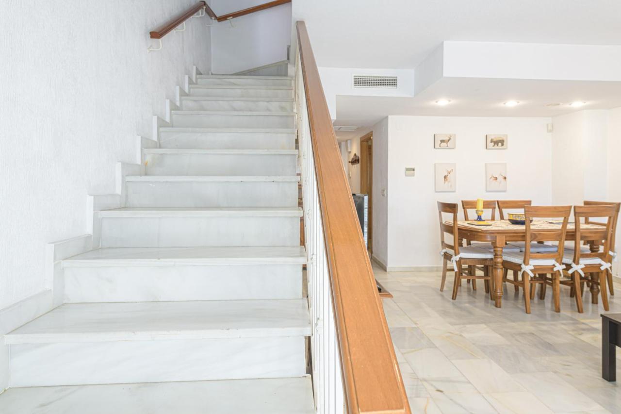 Wintowinrentals Very Close To The Beach, Pool & Free Parking Ferienhaus Marbella