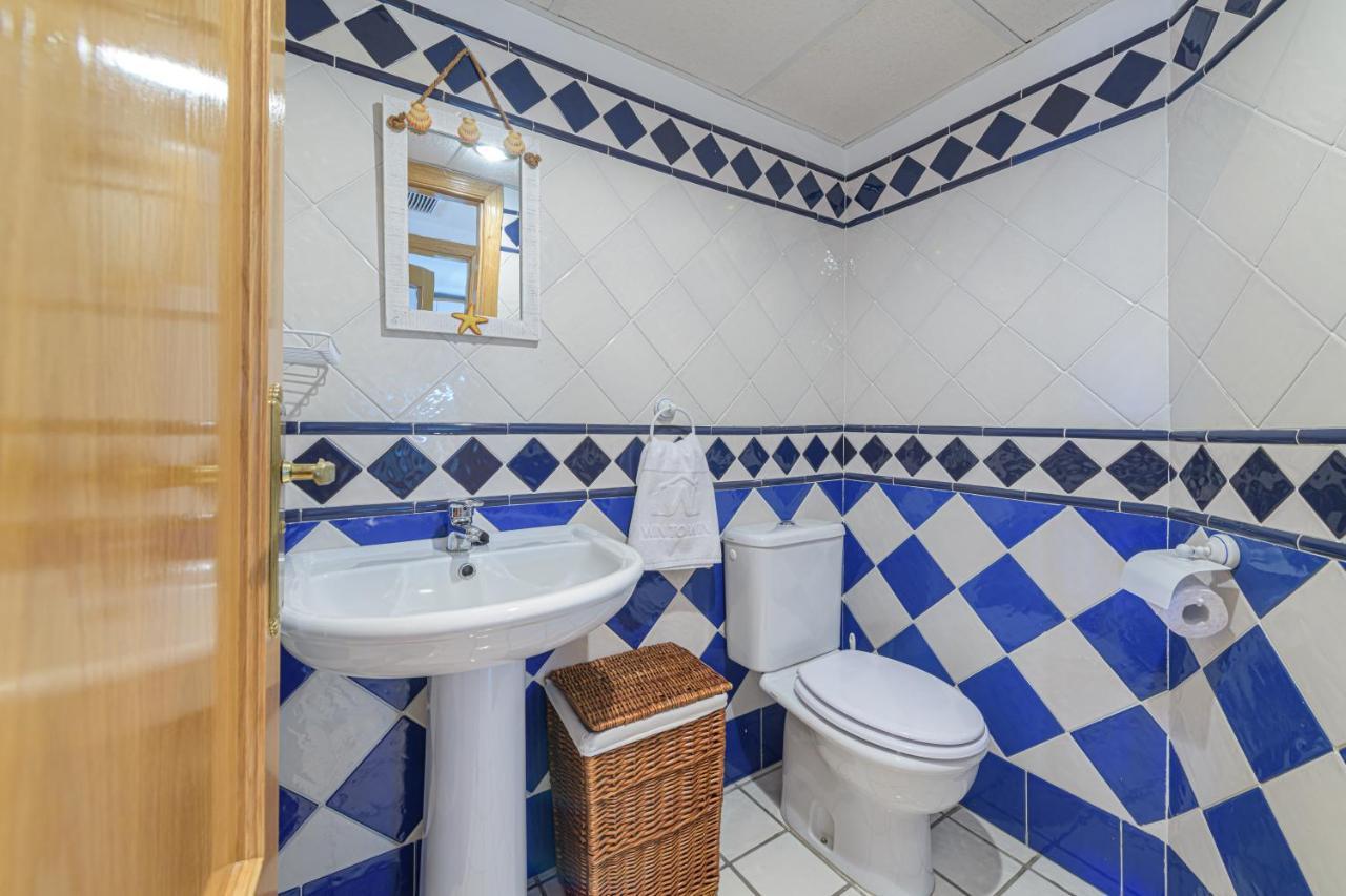 Wintowinrentals Very Close To The Beach, Pool & Free Parking Ferienhaus