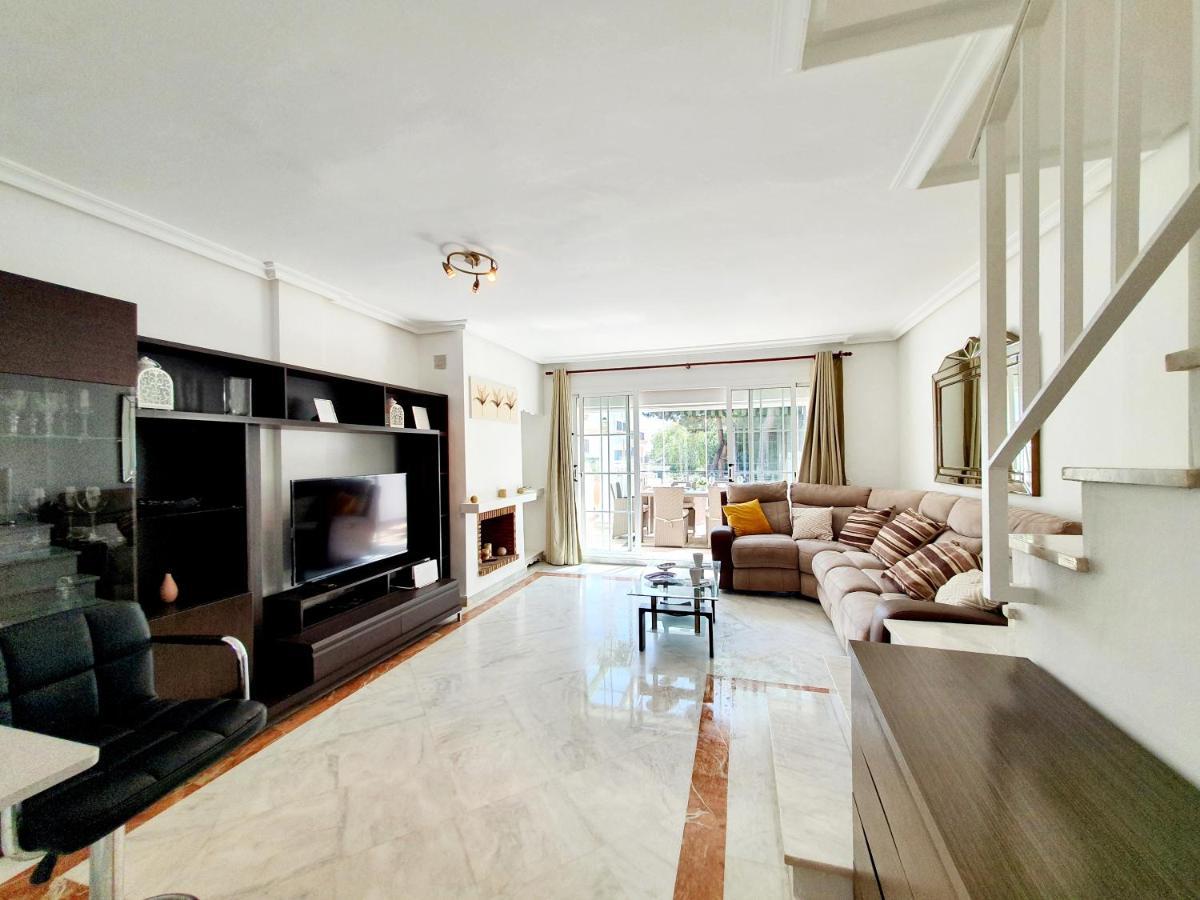 Lomas De Cabopino House Apartment Marbella