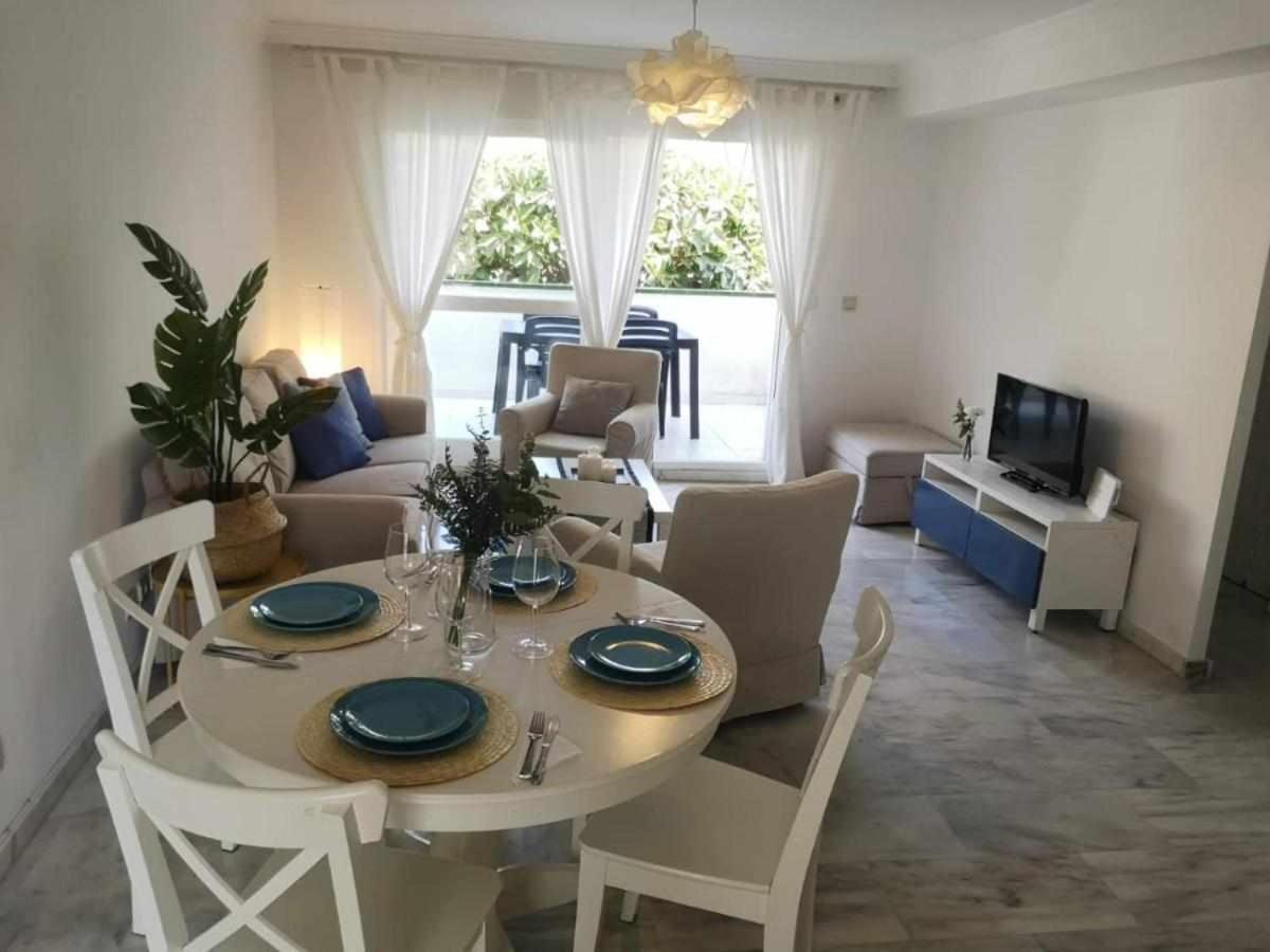 Duplex In Lunamar Complex Holiday home Marbella