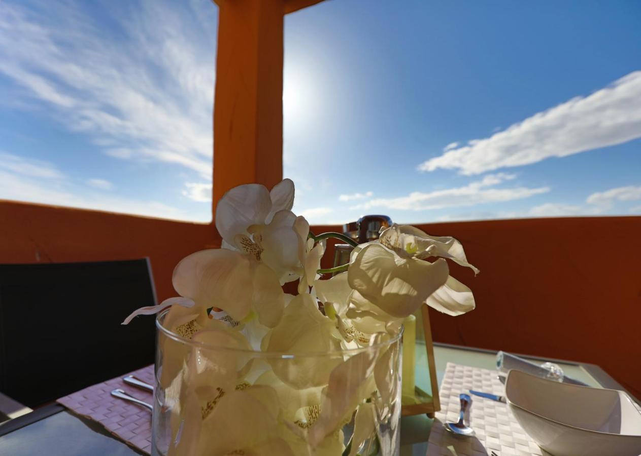 R25 Modern Bright 2 Bedroom * Marbella