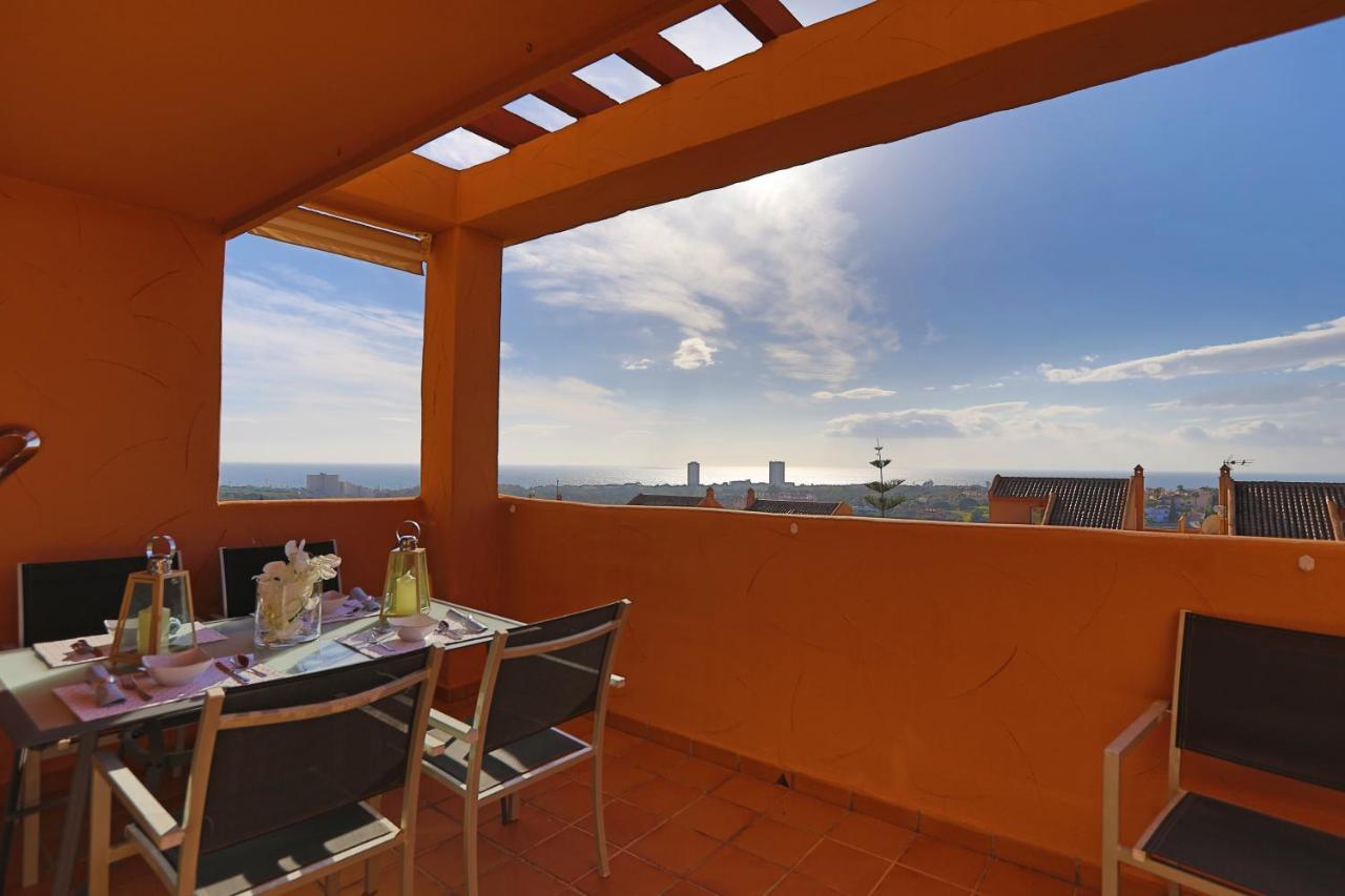 Apartment R25 Modern Bright 2 Bedroom