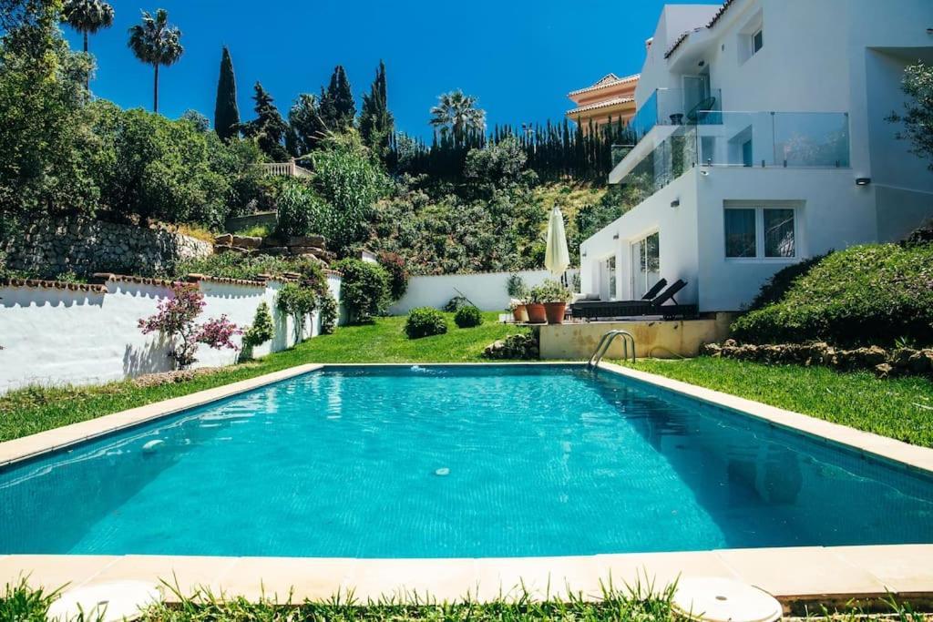 Residencia Ardilla Villa Marbella