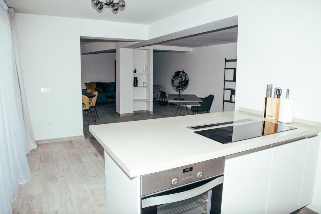 Residencia Ardilla Villa Marbella
