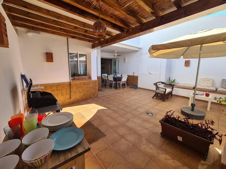 Villa Townhouse In - Walking Distance To Puerto Banus Marbella