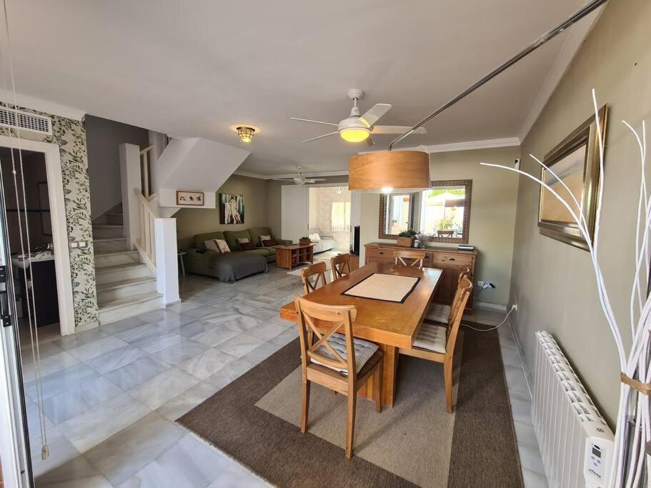 Villa Townhouse In - Walking Distance To Puerto Banus Marbella
