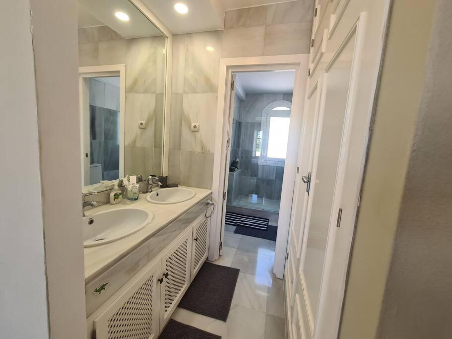 Villa Townhouse In - Walking Distance To Puerto Banus