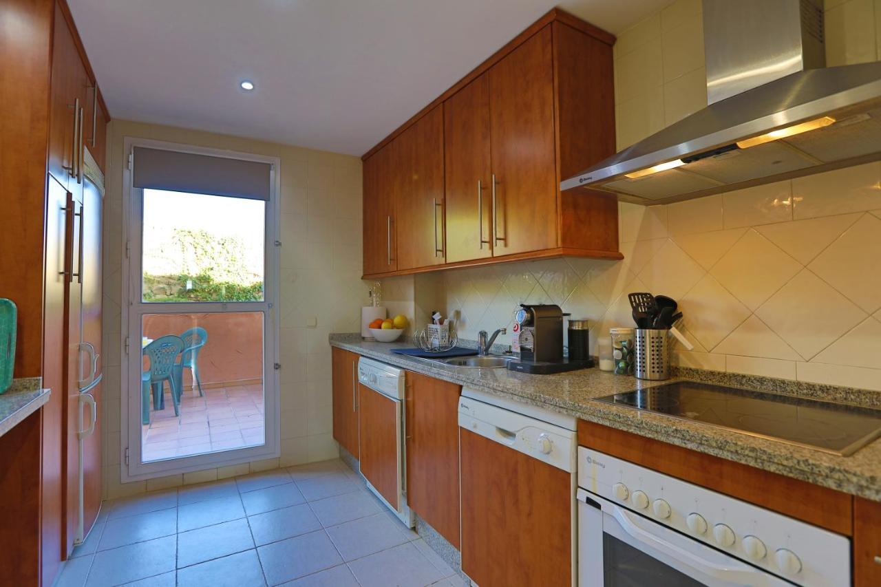 R25 Modern Bright 2 Bedroom * Marbella