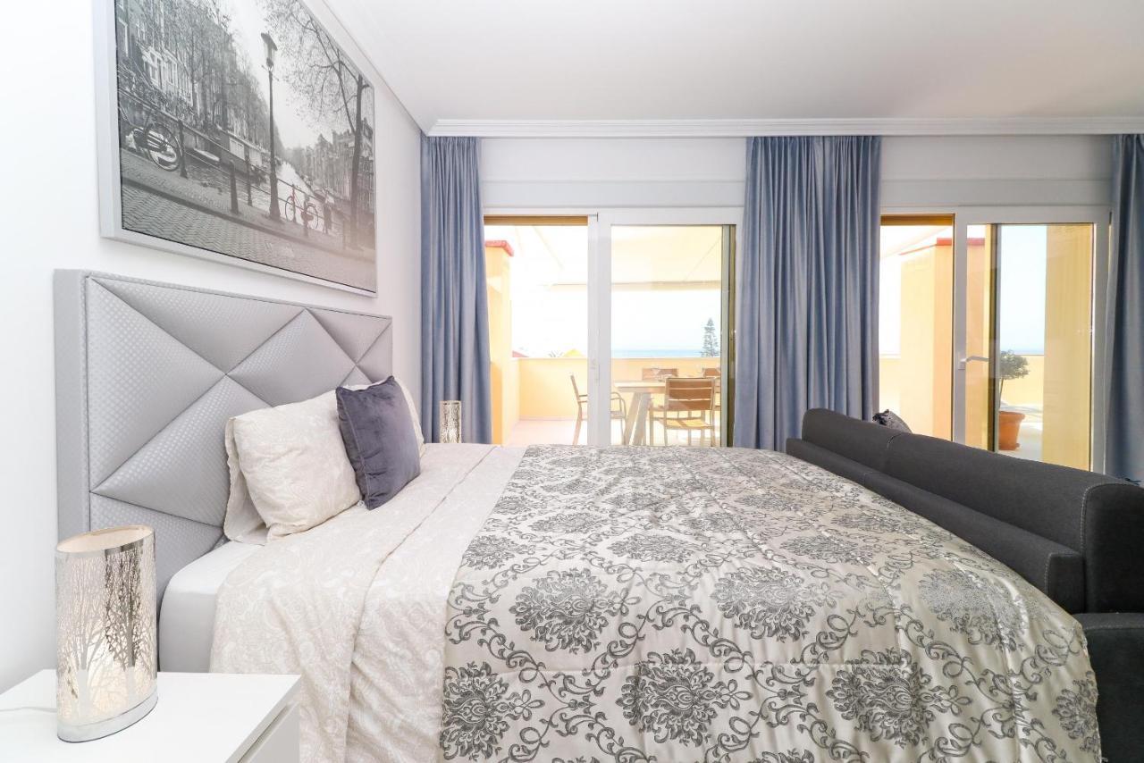 Apartment Romana Playa Beachfront Marbella