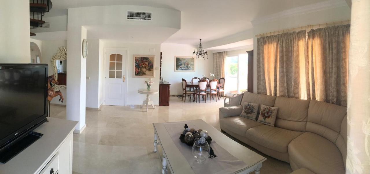 Wonderful Penthouse In Jardines De Santa Maria Golf, Elviria, Marbella