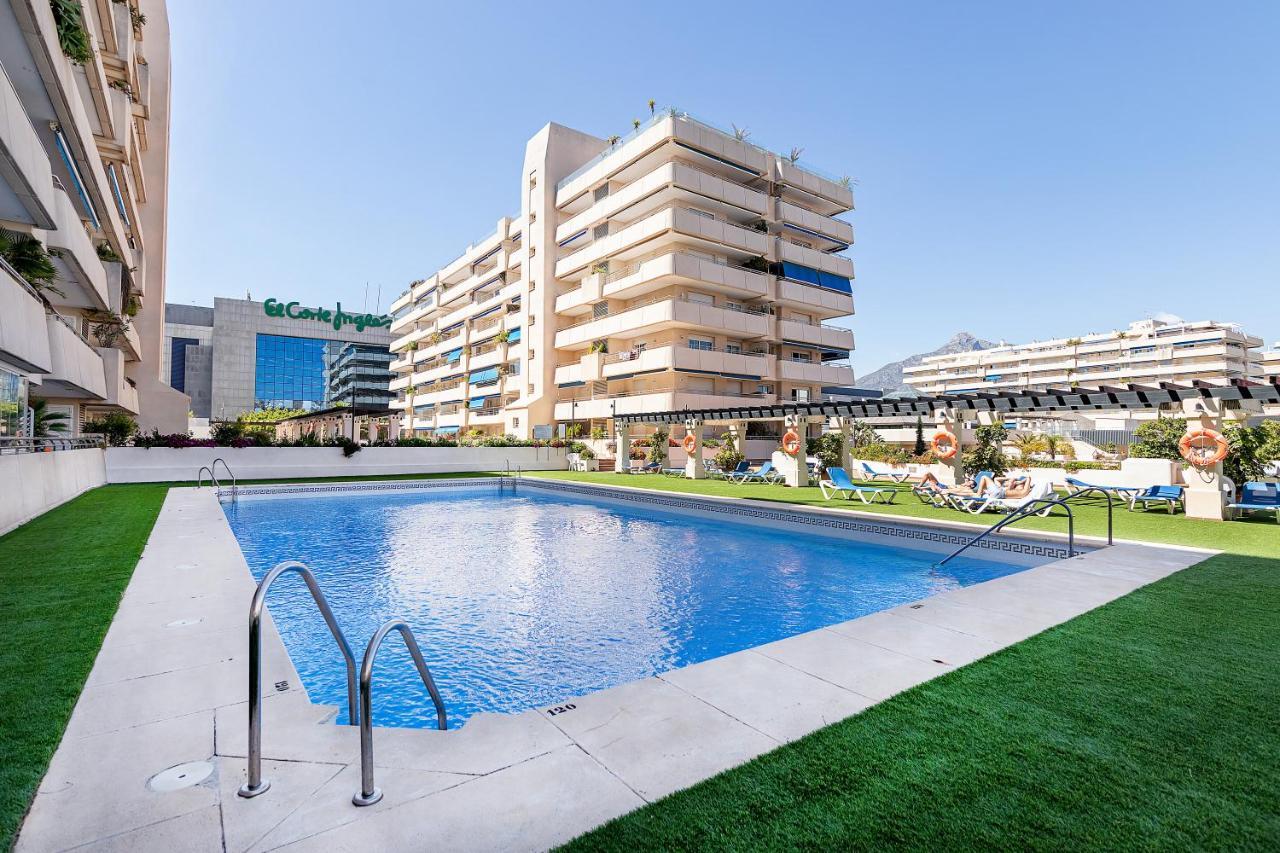 Apartment Bhost - Marina Banus