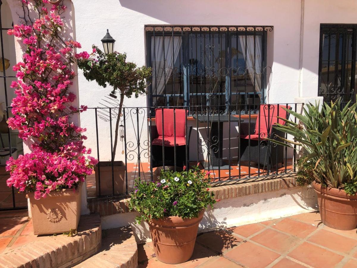 Charming 2 Bed Next To Cabopino Beach, Spain *