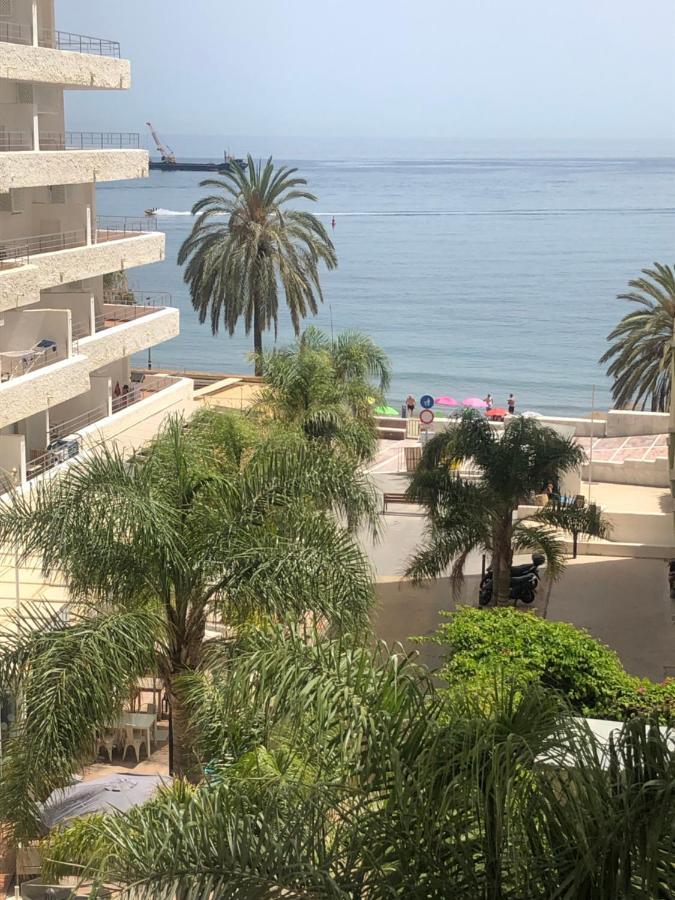 Apartment Front Line - 2 Bedroom & 2 Bathrooms Marbella