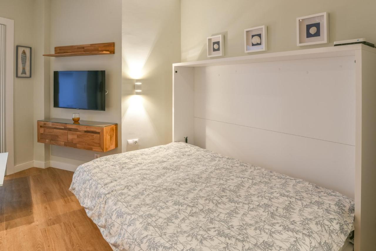 Apt. P/4 1 Min From The Beach W/pool In * Marbella