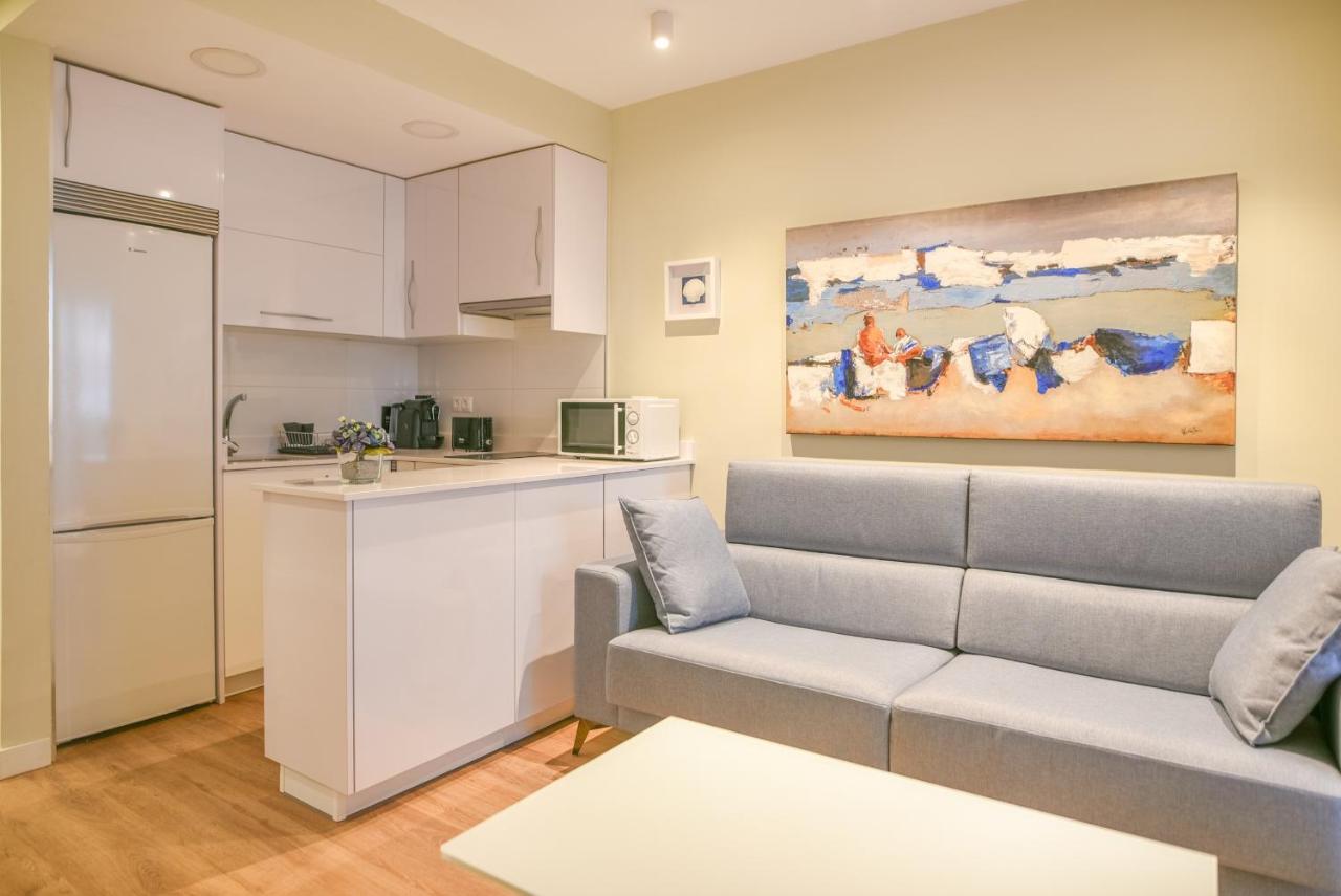 Apt. P/4 1 Min From The Beach W/pool In *