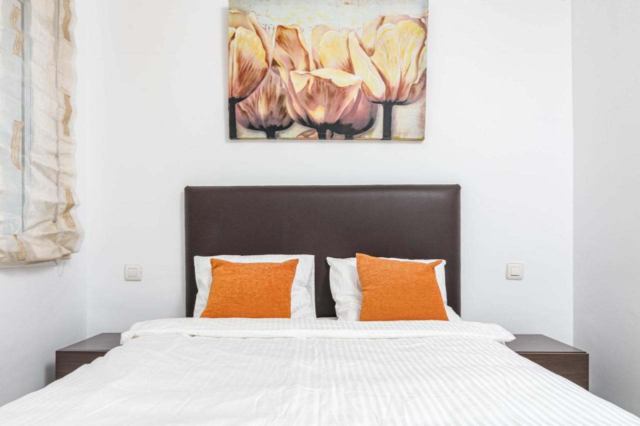Spectacular 2 Bedroom Penthouse In Location In Nueva Andalucia *