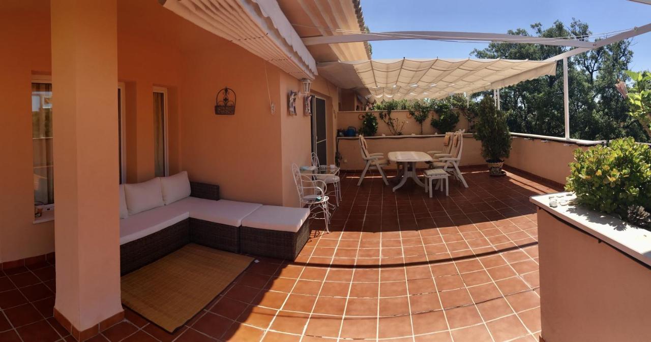Wonderful Penthouse In Jardines De Santa Maria Golf, Elviria, Appartement Marbella