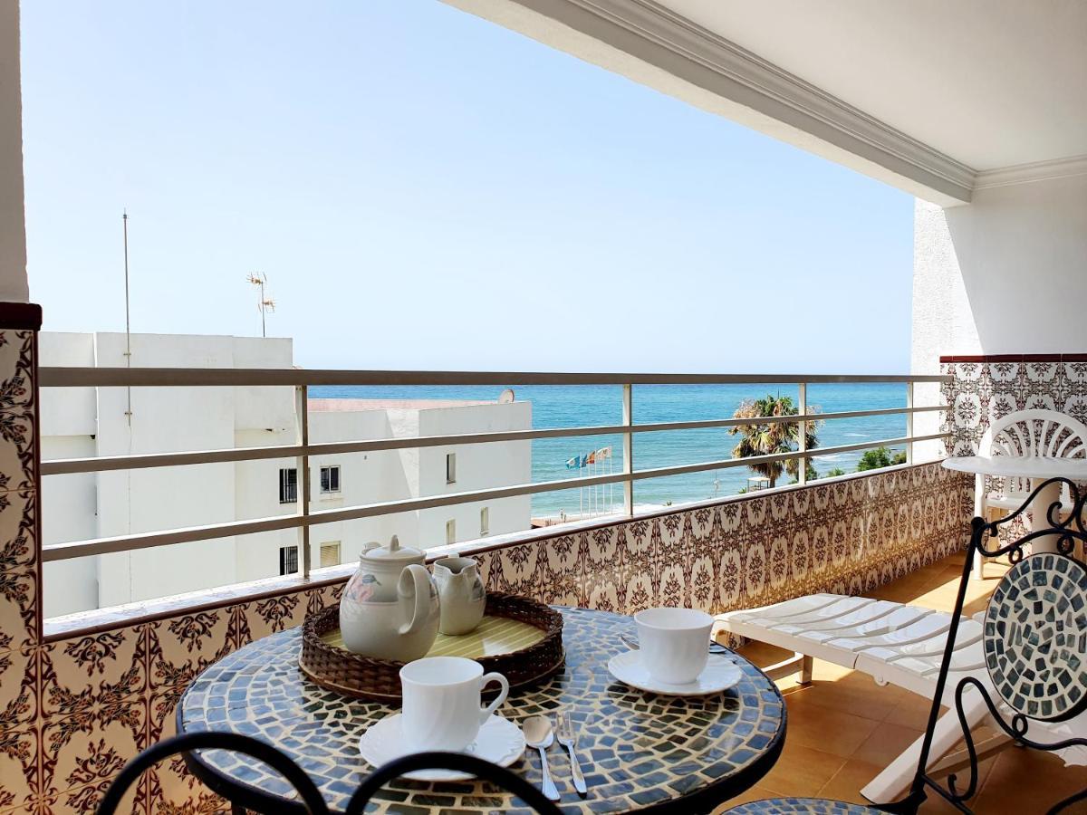 Luna Seafront * Marbella
