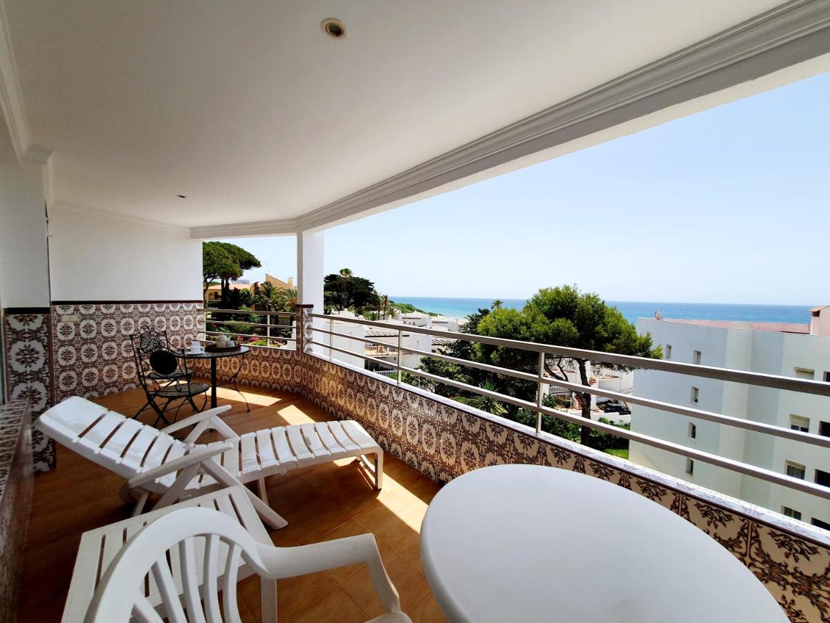 Luna Seafront Apartment