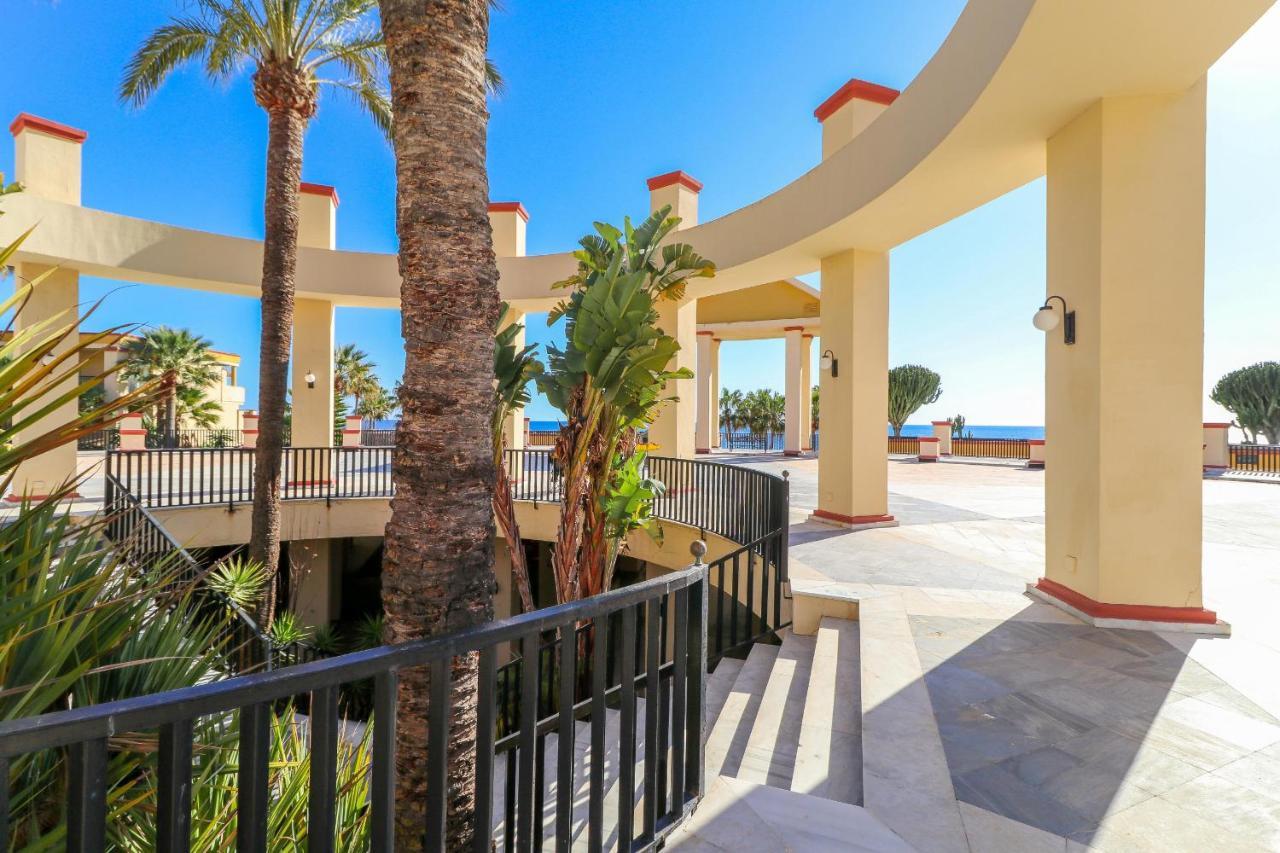 Apartment Romana Playa Beachfront *