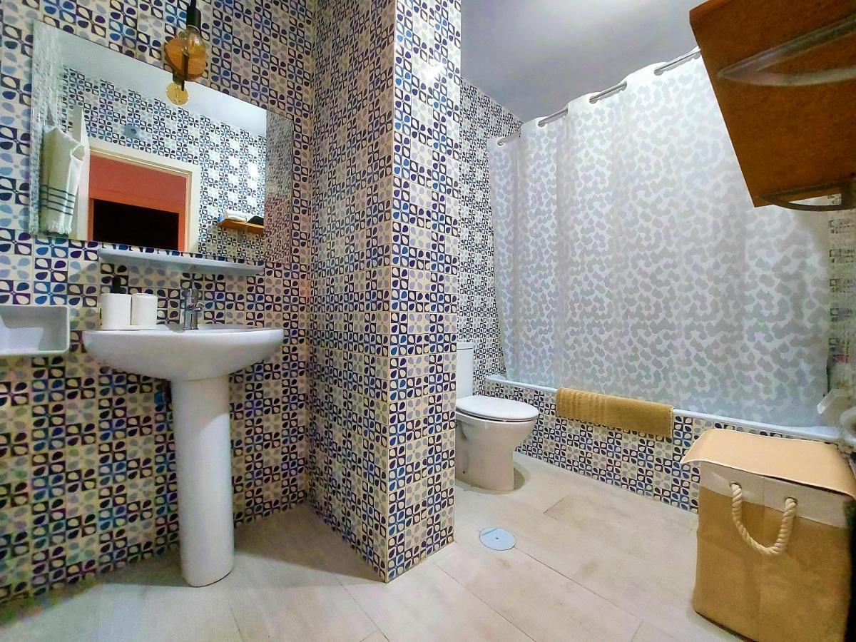 Apartment Cozy 2-bed 2-bathroom In Town Centre