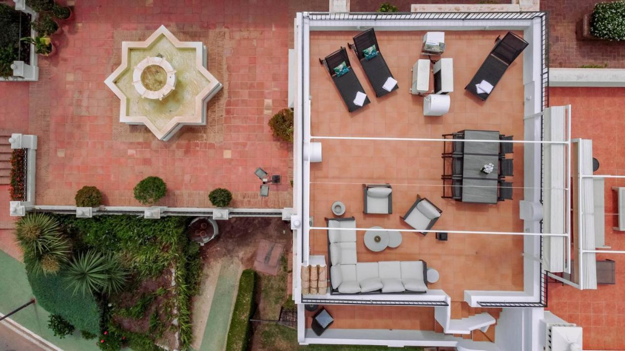 Charming And Modern 3-bedroom Duplex In Aloha Pueblo With Mountain Views Holiday home Marbella