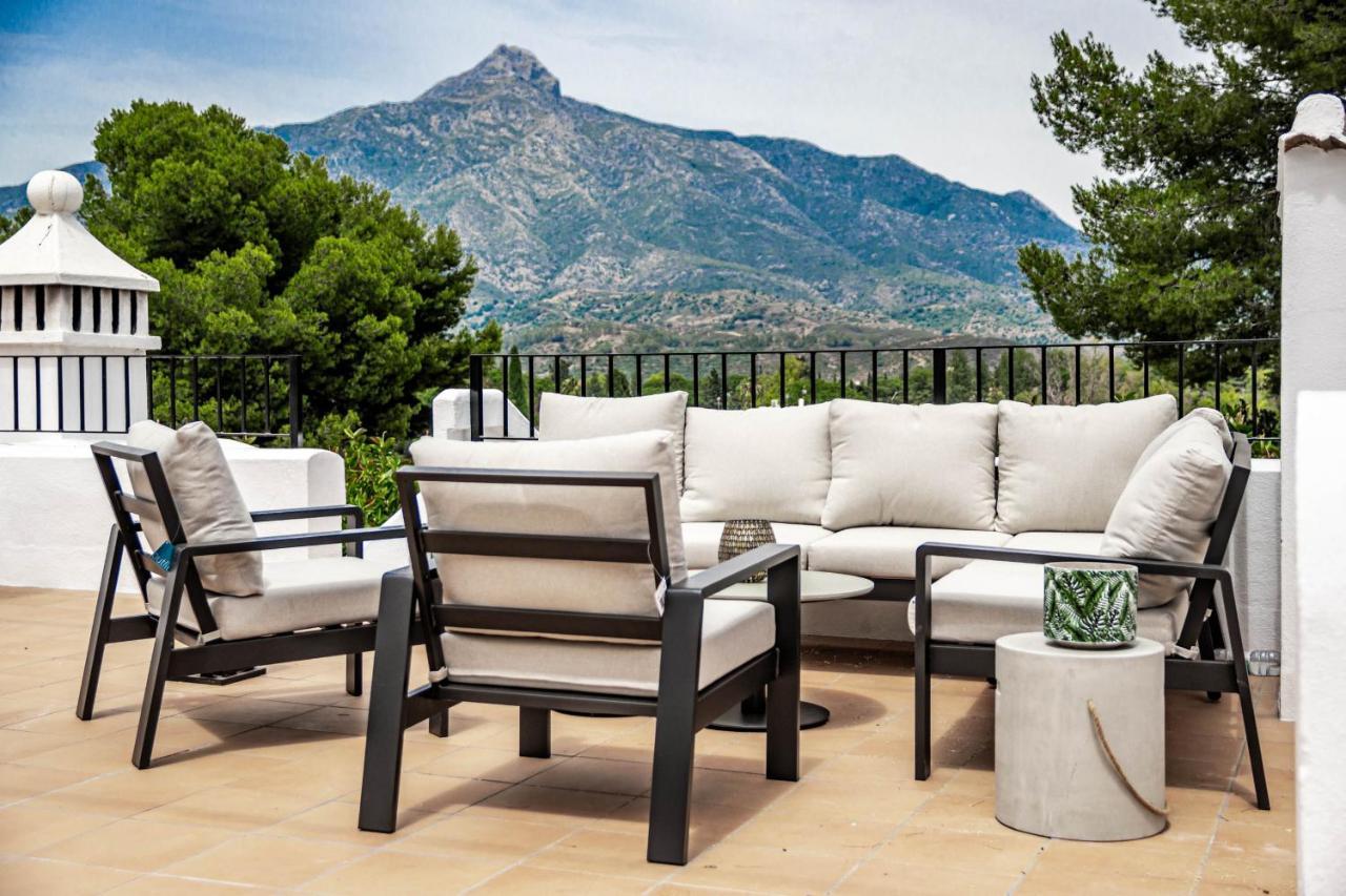 Charming And Modern 3-bedroom Duplex In Aloha Pueblo With Mountain Views * Marbella