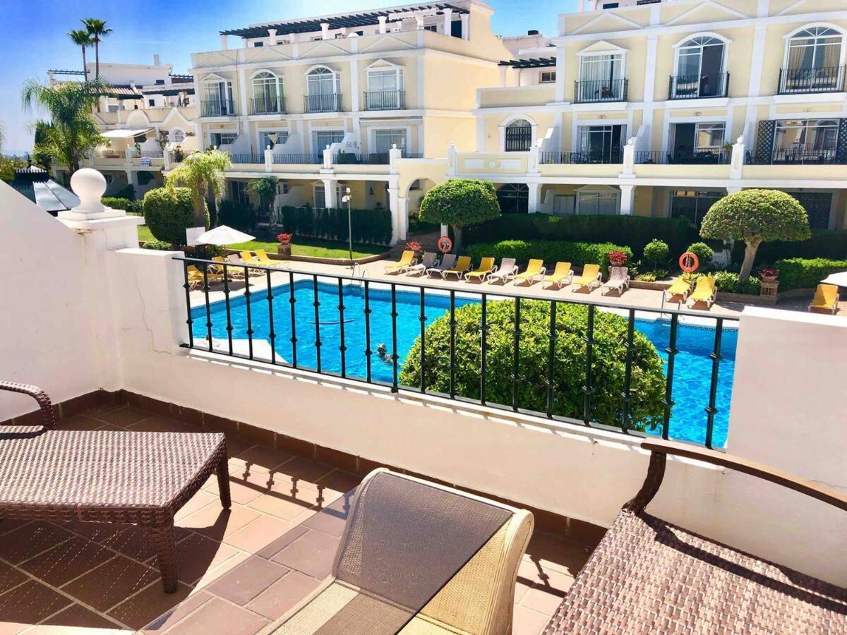 Aloha - Espectacular Con 3 Piscinas, 3 Terrazas Y Parking Marbella