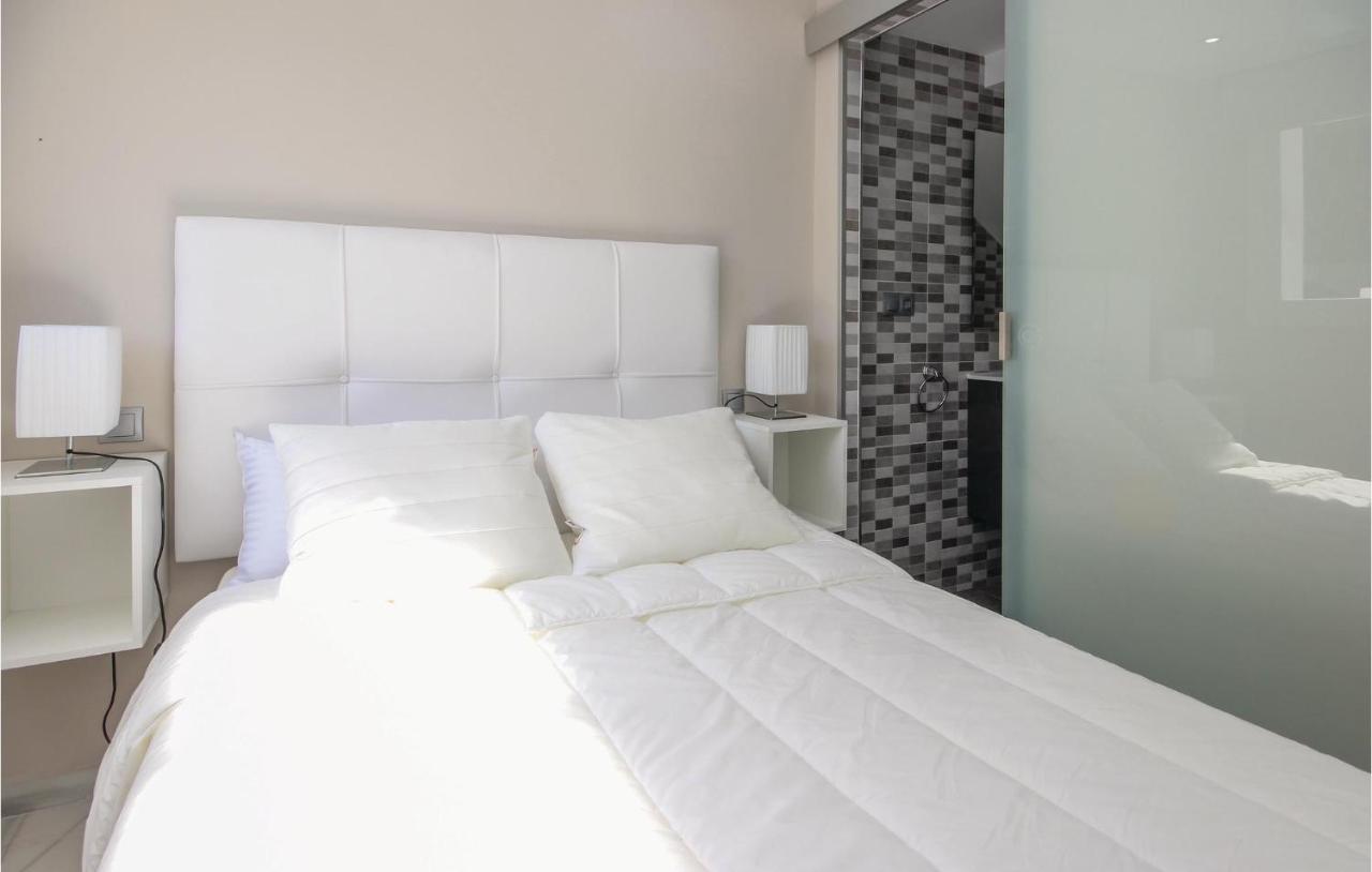 Holiday home Beautiful In Marbella-las Chapas With 2 Bedrooms, Outdoor Swimming Pool And Swimming Pool