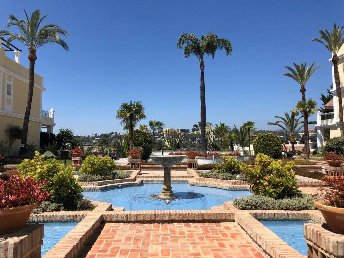 Apartamento Aloha - Espectacular Con 3 Piscinas, 3 Terrazas Y Parking Marbella