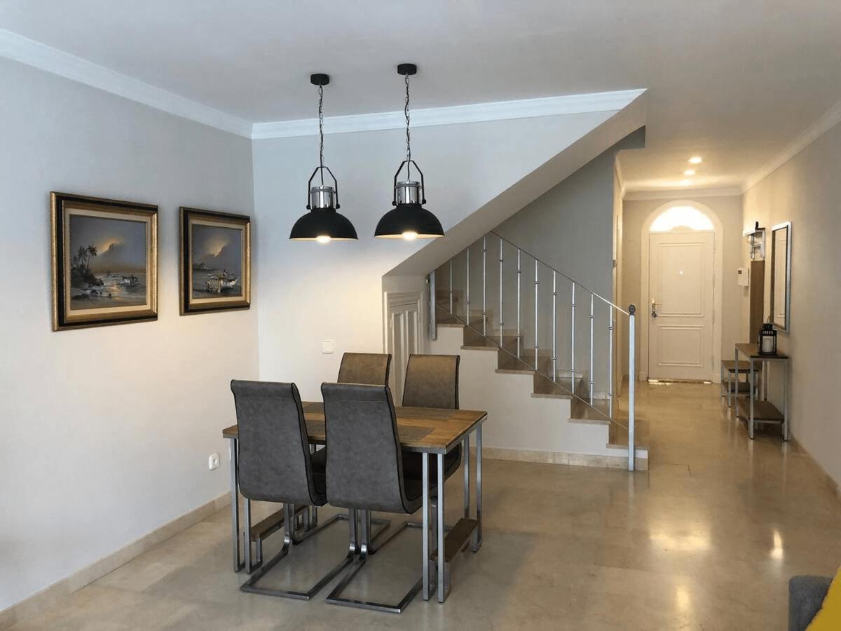 Apartamento Aloha - Espectacular Con 3 Piscinas, 3 Terrazas Y Parking