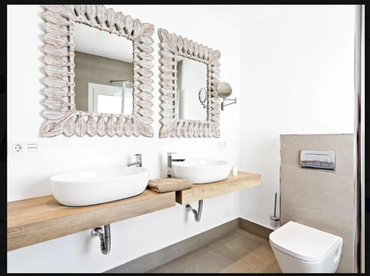 Puerto Banus Luxury Located In Harbor Apartment Marbella