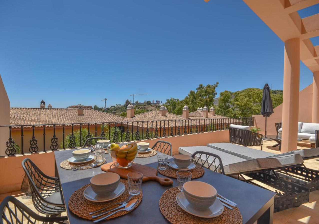 Penthouse With Sea Views In Nueva Andalucia * Marbella