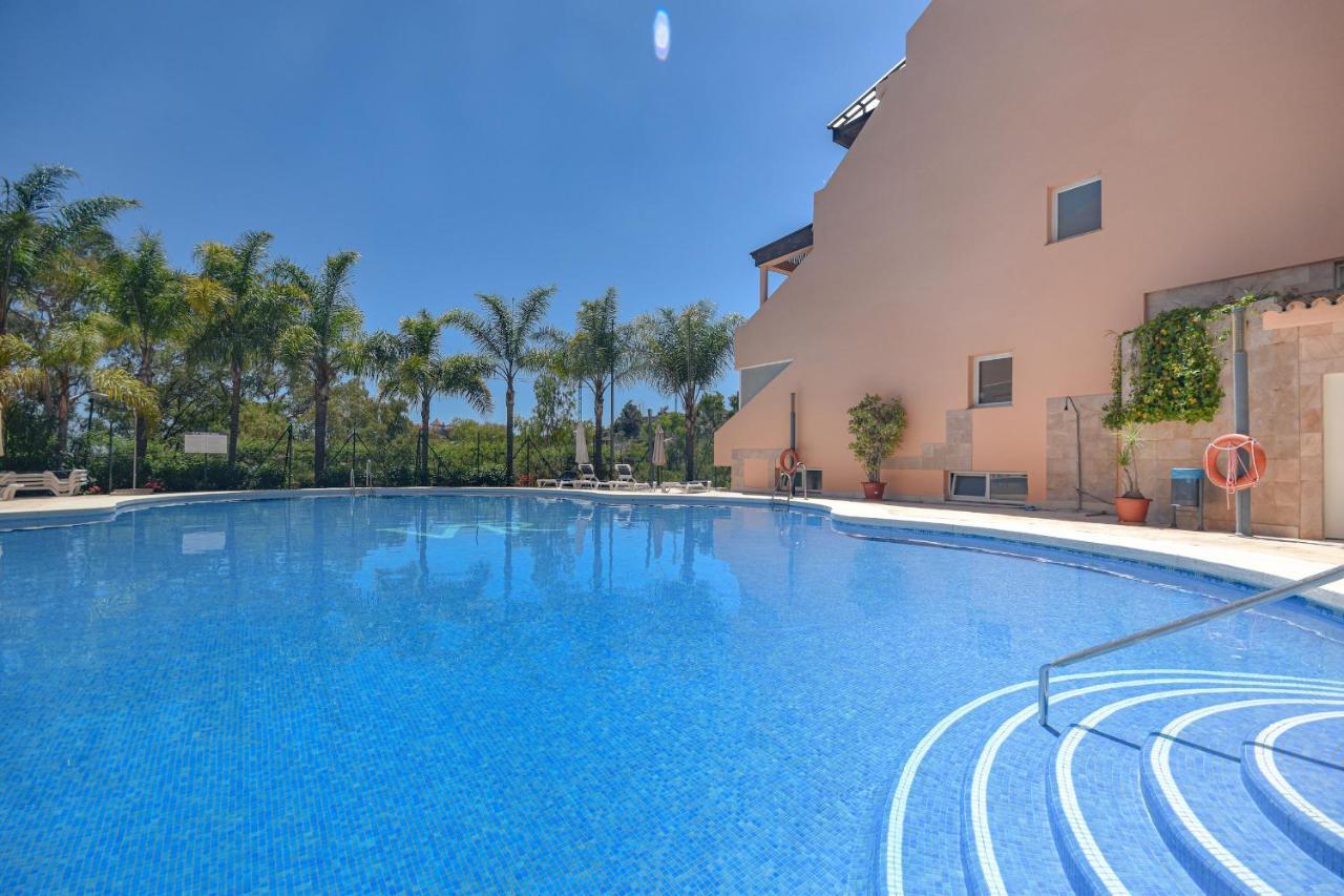 Apartamento Penthouse With Sea Views In Nueva Andalucia *