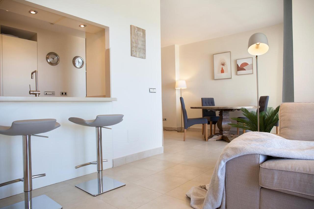 Luxury 2 Bedroom Sauna Gym Pools Jacuzzi * Marbella