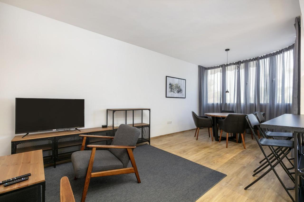Apartment Real - 2 Bedroom