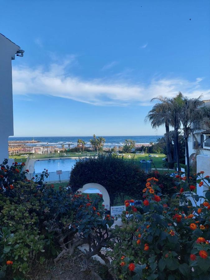 Charming 2 Bed Next To Cabopino Beach, Spain