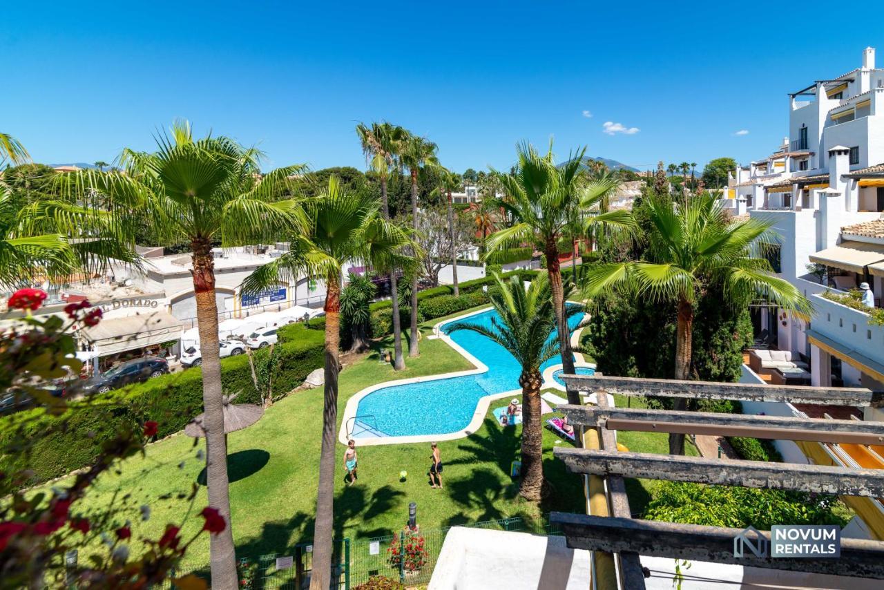 Modern 3 Bdrm With Sea Views & Pool Newly Renovated Apartment *