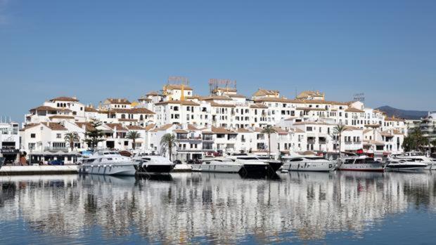 Puerto Banus Frontline With Amazing Sea Views