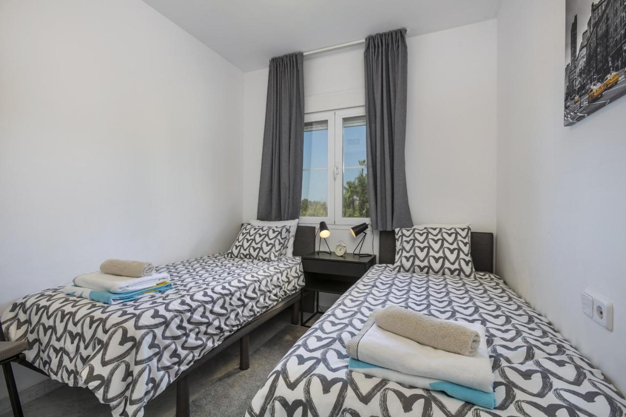 Real - 2 Bedroom Apartment Marbella