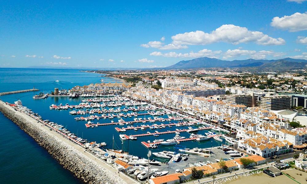 Puerto Banus, Marina Banus, 2br, 2bth, Pool, Parking, Marbella, 1j Appartement